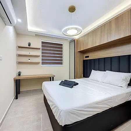 Azura 3br With Jacuzzi Rooftop And Bbq アパート